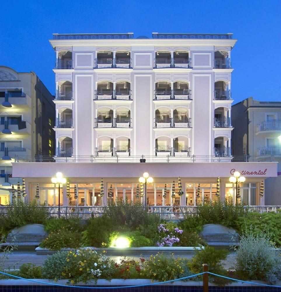 Hotel Continental Cattolica Eksteriør bilde